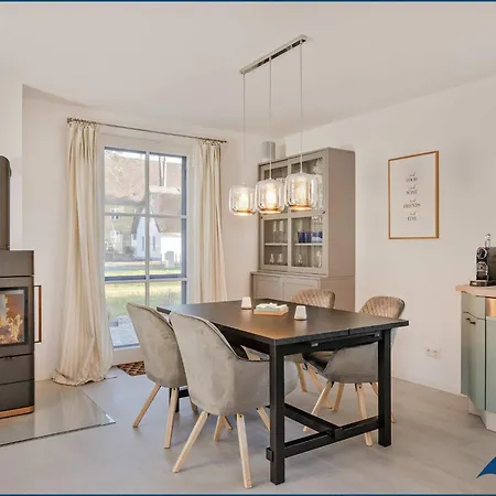 Holiday home Fischerdorf Zugvogel *